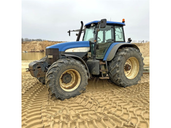 Traktor NEW HOLLAND TM