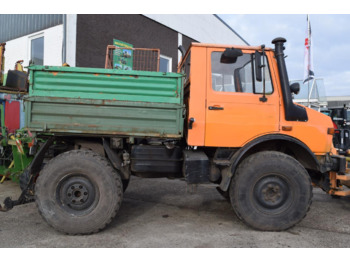 Traktor Mercedes-Benz Unimog U 1200: bilde 4