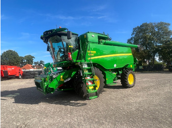 Skurtresker JOHN DEERE T560