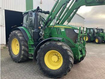 Traktor JOHN DEERE 6215R