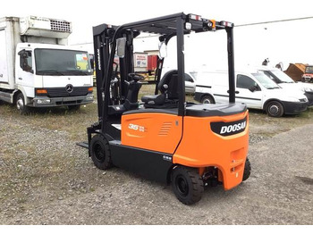 El-truck Doosan B35X-7 PLUS: bilde 2