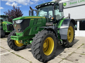 Traktor John Deere 6215R AutoPowr: bilde 2