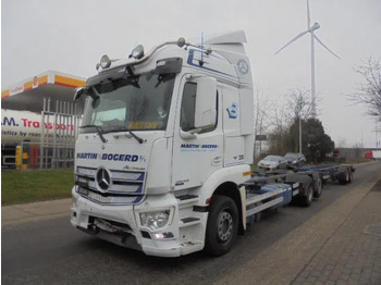 Container-transport/ Vekselflak lastebil MERCEDES-BENZ Actros 2543