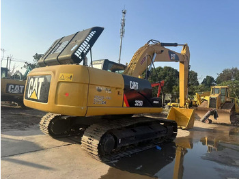 Beltegraver CATERPILLAR 325D