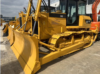 Bulldozer CATERPILLAR D6G