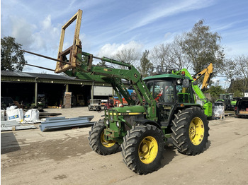 Traktor JOHN DEERE 2850