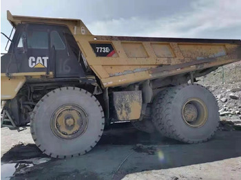 Tipptruck CATERPILLAR