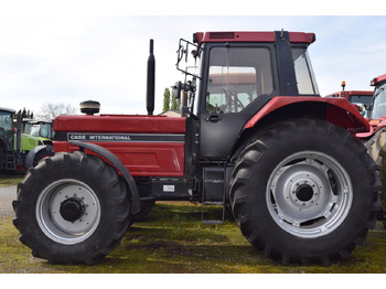 Traktor CASE IH 1455XL