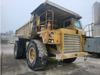 Tipptruck CATERPILLAR