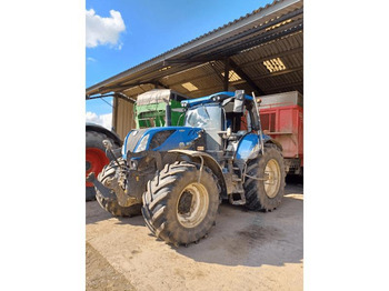 Traktor NEW HOLLAND T7.270