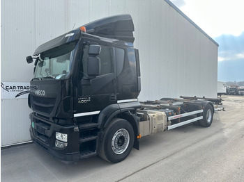 Container-transport/ Vekselflak lastebil IVECO Stralis 400