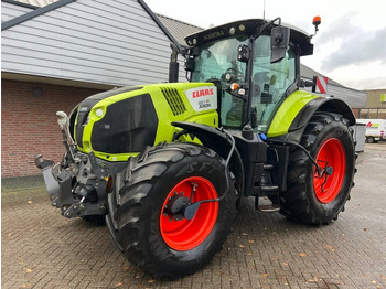 Traktor CLAAS Axion 810