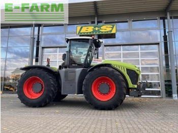 Traktor CLAAS Xerion 4000