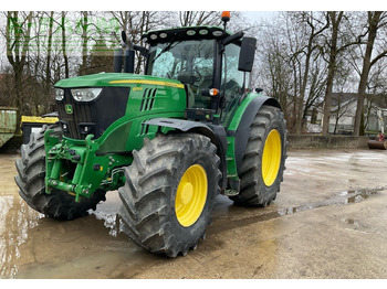 Traktor JOHN DEERE 6215R