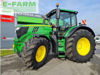 Traktor JOHN DEERE 6215R