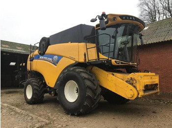 Skurtresker NEW HOLLAND CX series