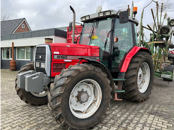 Traktor MASSEY FERGUSON 6160