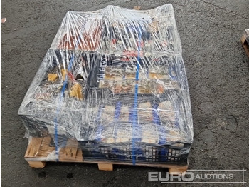 Anleggsmaskiner Unused Pallet of Paint Rollers, Rubber Sleeves, Pipe Clamps with Screw, Flashlights, Digital Multimeters: bilde 4