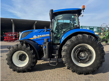 Traktor NEW HOLLAND T7.270