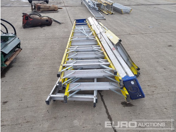 Anleggsmaskiner Fiberglass Step Ladders (3 of), Aluminium Step Ladders (2 of): bilde 4