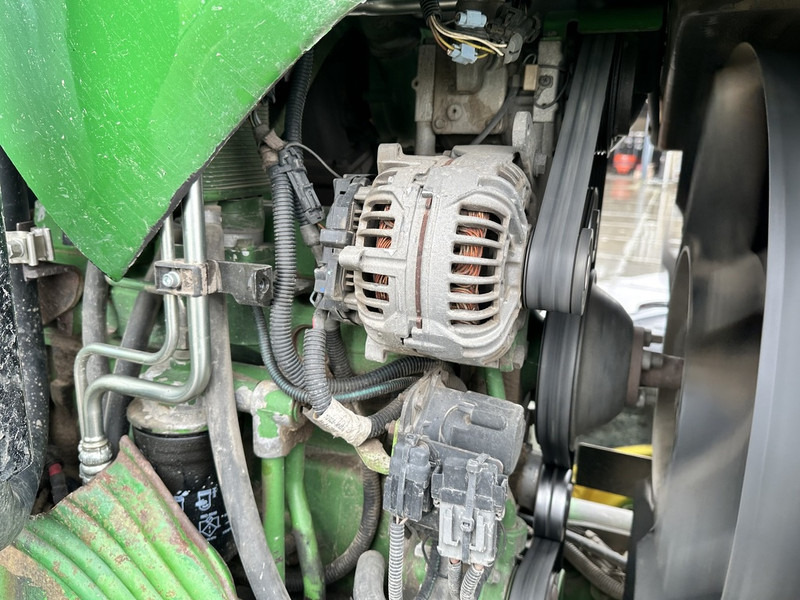 Traktor John Deere 6320: bilde 12