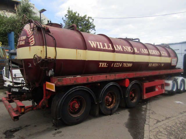 Tanksemi VACUUM TANKER TRAILER TRI AXLE 1996 STEEL TANK FITTED WITH 3CYL PERKINS DONKEY ENGINE: bilde 8