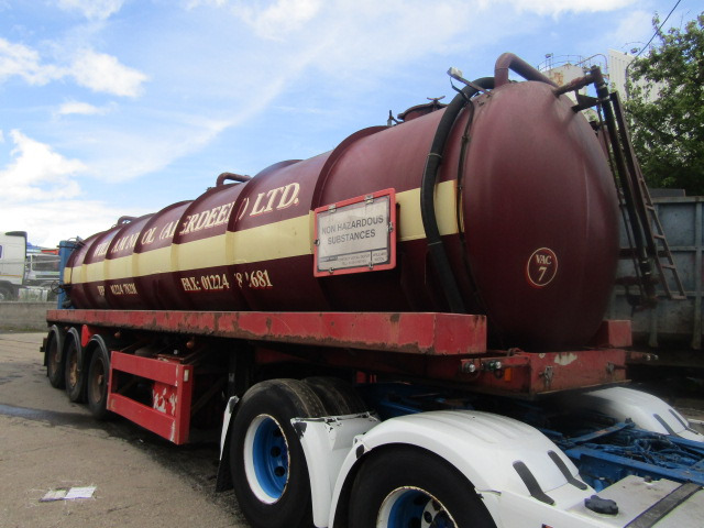 Tanksemi VACUUM TANKER TRAILER TRI AXLE 1996 STEEL TANK FITTED WITH 3CYL PERKINS DONKEY ENGINE: bilde 7