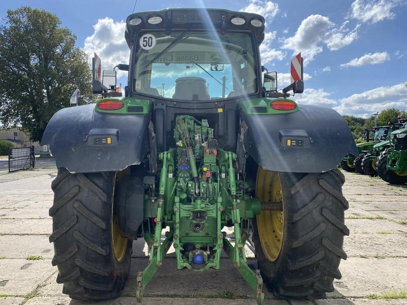 Traktor John Deere 6215R AutoPowr: bilde 7