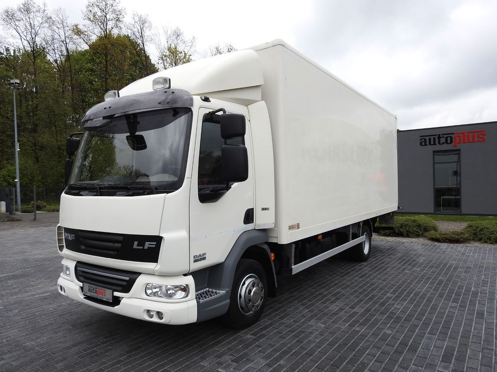 Leie DAF LF 45.210 KOFFER AUFZUG 14 PALETTEN TEMPOMAT  DAF LF 45.210 KOFFER AUFZUG 14 PALETTEN TEMPOMAT: bilde 7