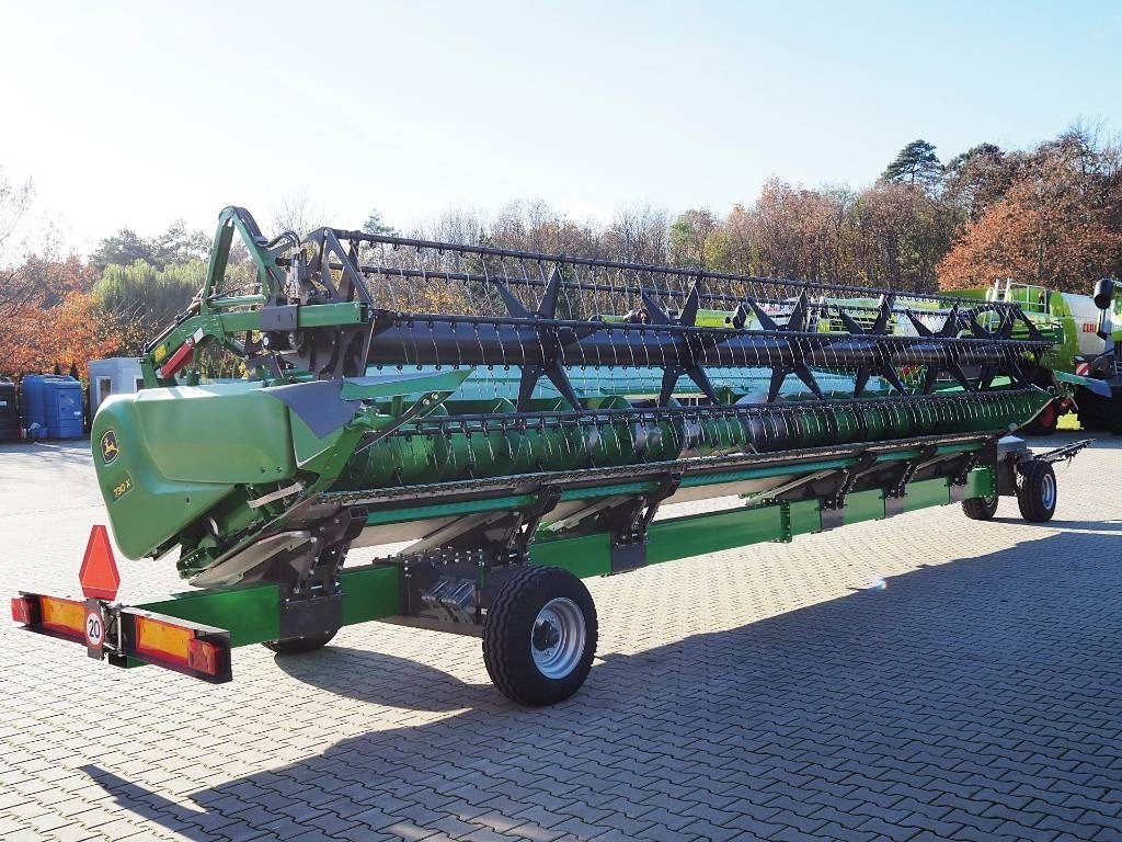 Skurtresker John Deere S780 + 730X: bilde 13