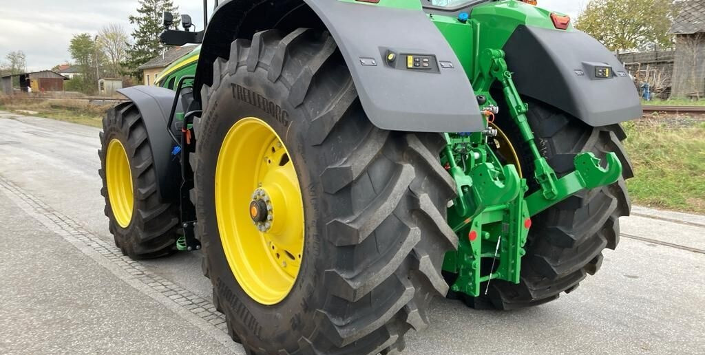 Ny Traktor John Deere 8R410: bilde 9