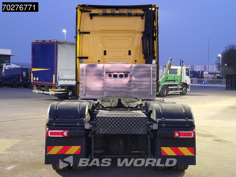 Trekkvogn Mercedes-Benz Actros 3353 Actros 6X4 Big-Axle Mirror cam 2X Tanks Navi Xenon: bilde 11