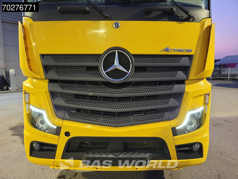 Trekkvogn Mercedes-Benz Actros 3353 Actros 6X4 Big-Axle Mirror cam 2X Tanks Navi Xenon: bilde 15