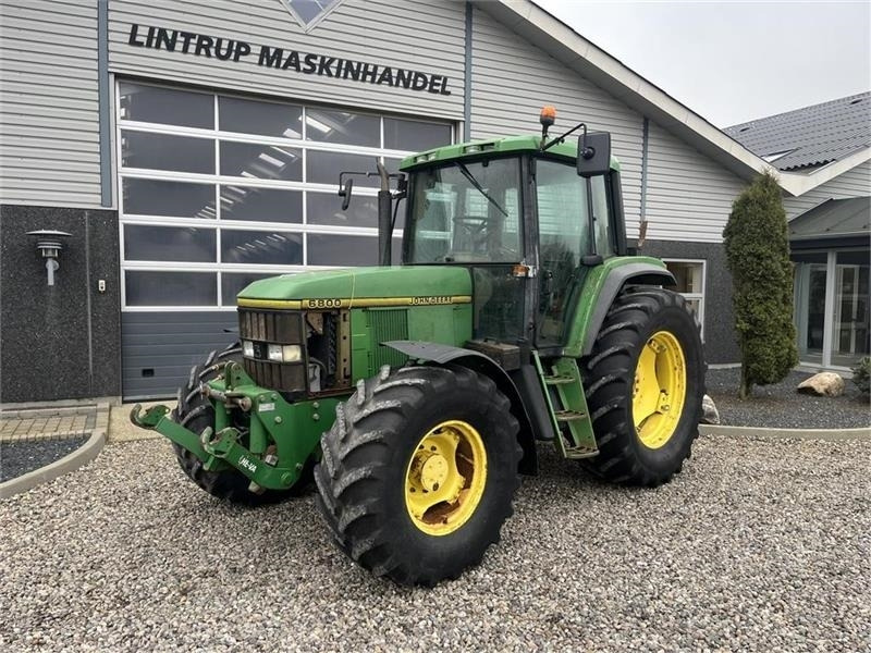 Traktor John Deere 6800 Med frontlift.: bilde 7