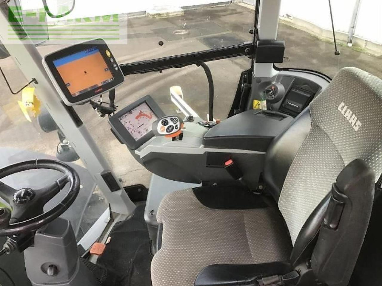 Traktor CLAAS xerion 5000 trac vc TRAC VC: bilde 7