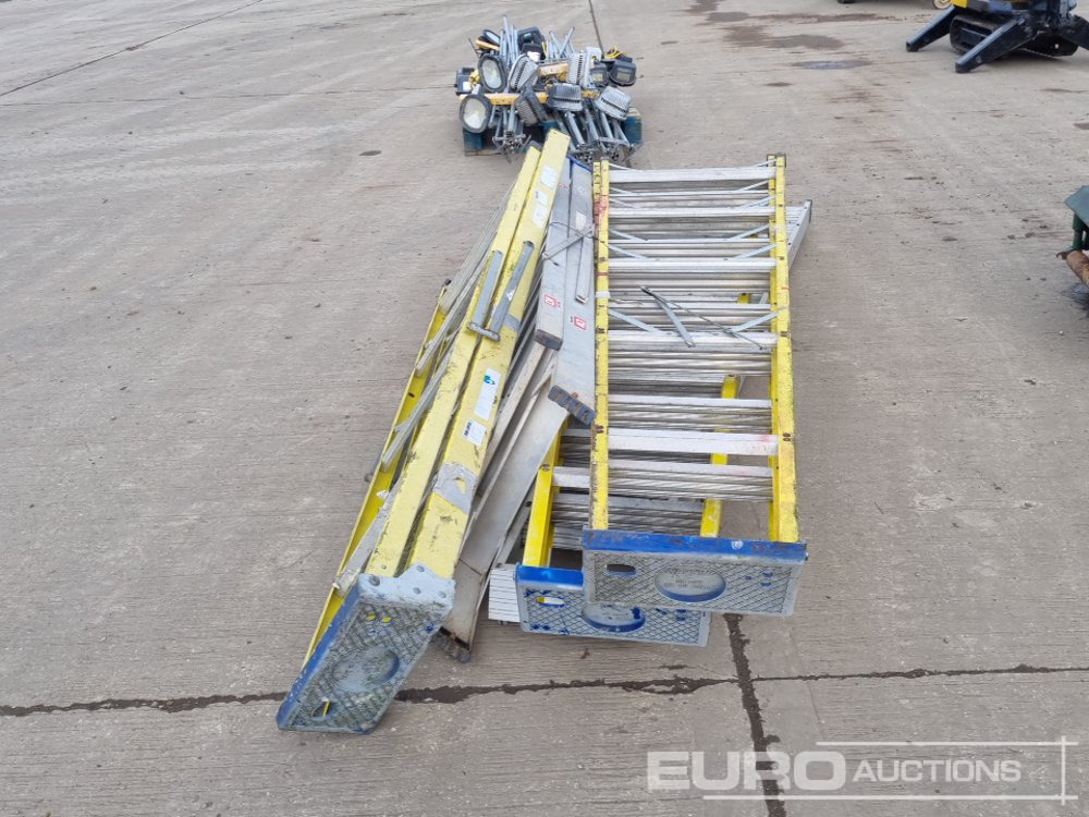 Anleggsmaskiner Fiberglass Step Ladders (3 of), Aluminium Step Ladders (2 of): bilde 8