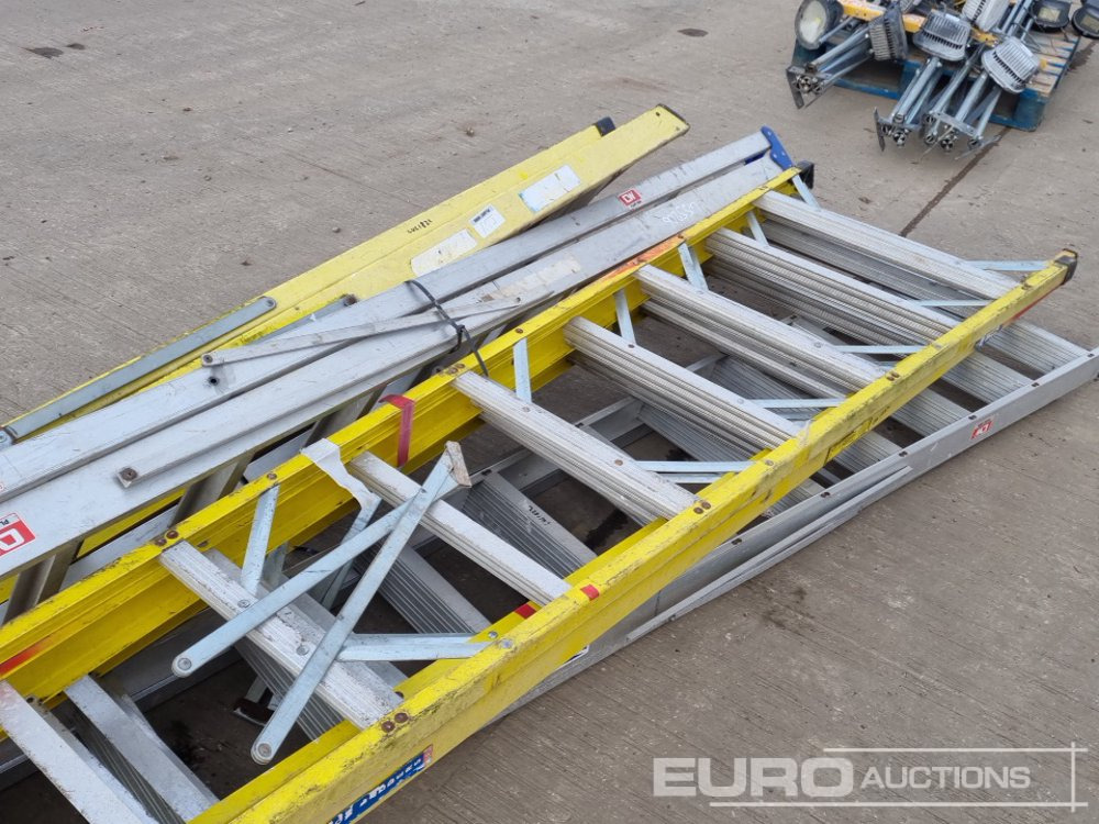 Anleggsmaskiner Fiberglass Step Ladders (3 of), Aluminium Step Ladders (2 of): bilde 11