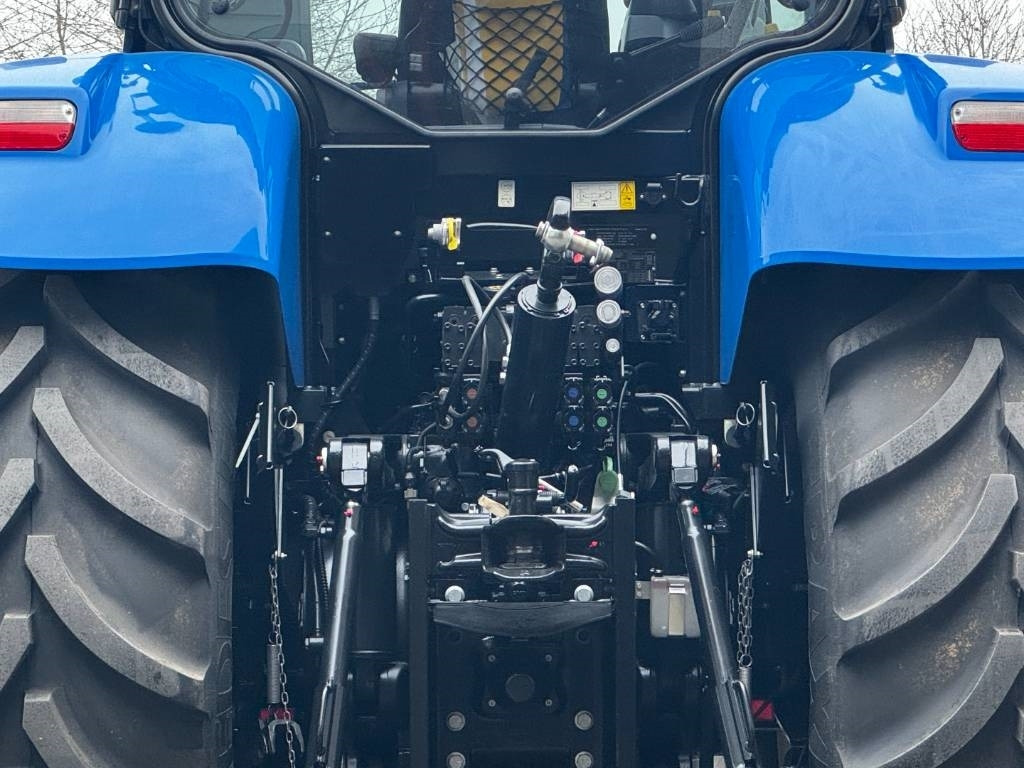 Traktor New Holland T7.245 Auto Command, 50km, frontlinkage, 2023!!: bilde 13