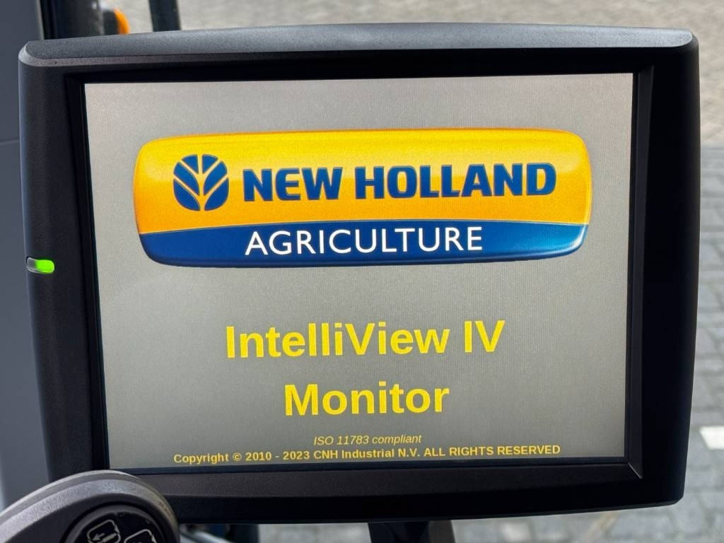 Traktor New Holland T7.245 Auto Command, 50km, frontlinkage, 2023!!: bilde 35