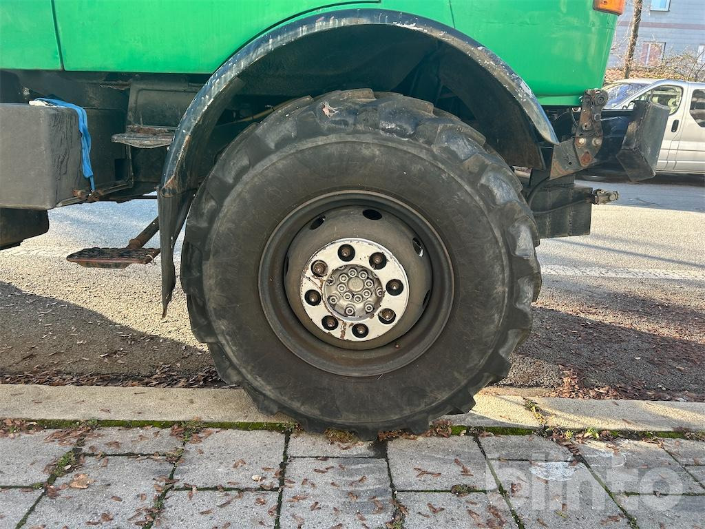 Kranbil 1981 Daimler-Benz Unimog U 1700: bilde 13